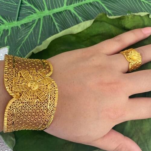 Dubai Wide Bangle for Women 24k Gold Color Luxury African India Bracelet with ring Saudi Arabia Bridal Wedding banquet Gifts