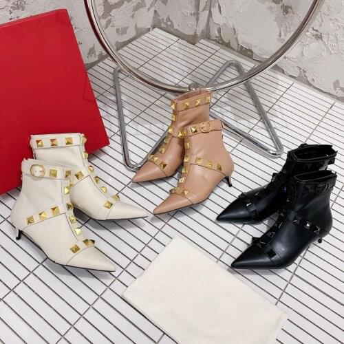 Rivet Decor Pointed Toe Women Boots Genuine Leather Fall Boots Thin High Heels 2021 New Winter Ankle Boots Unique Designer Shoes