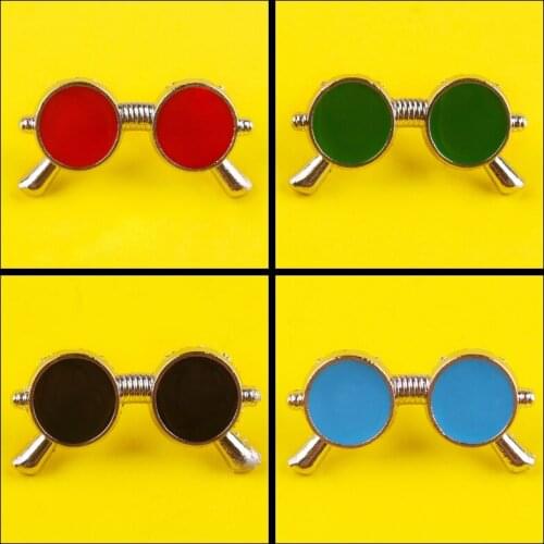 DIY Sunglasses Badges Icons Metal Badges On a Backpack Jeans Shirt Handbag Cartoon Style Pins Badges On Clothes