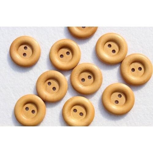 200pcs big natural light brown 30mm Wood, Wooden Buttons 2 holes for DIY light brown lacquered