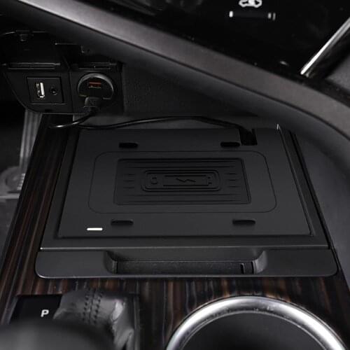 For Toyota Camry 2018-2020 Intelligent Infrared 10W Fast Wireless Charging Car Phone Wireless Charger Holder