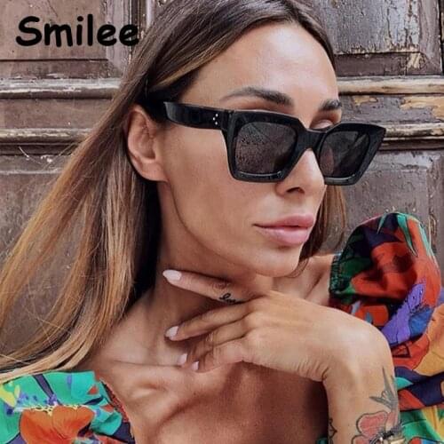Fashion Square Sunglasses Women Vintage Yellow Purple Sunglasses Men Plastic Gradient Clear Lens Glasses Sexy Shades Gafas