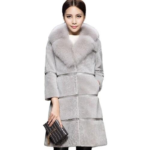 2019 Winter Womens Faux Fox Fur Collar High Quality Stitching Fur Coat Sheep Sheared Faux Sheepskin Female Warm Slim Furs M420