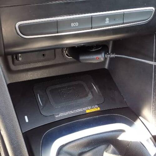 Car QI wireless charging phone charger for Renault Megane 4 Megane 5 2016 2017 2018 2019 10w charging plate accessories