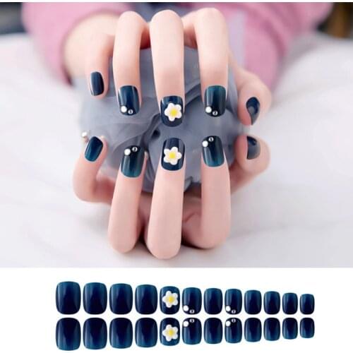 24Pcs Fake Nails Blue Sweet Little Flowers Small Fresh Finished Nail Stickers Fully Covered Nail Decoration Set Nail Art Tools