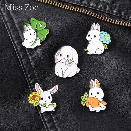 Kawaii Rabbit Carrot Sunflower Enamel Pins Cute Daisy Floral Brooches Metal Badges Anime Jewelry Gifts For Girls Kids Wholesale