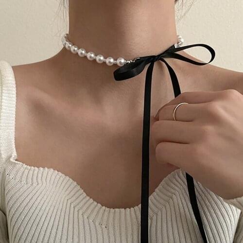 Goth Pearl Choker Necklace Black Velvet Bow Pendants Women Jewelry on The Neck Chain Beads Necklace Chocker Collar for Girl Kpop