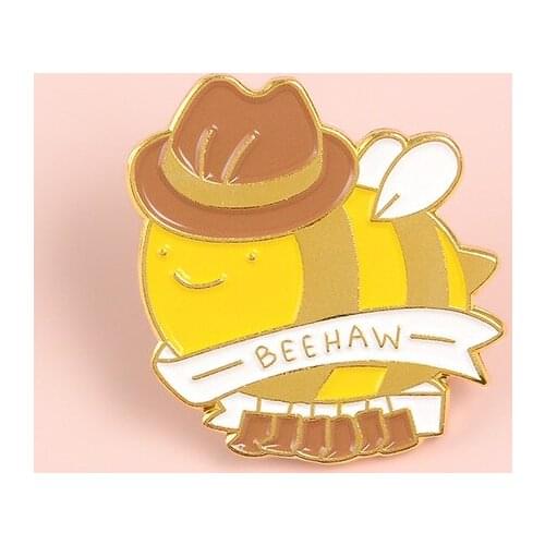 Hardworking Cute Bee Metal Enamel Brooch Creative Cartoon Picking Honey Animal Badge Personality Lapel Backpack Jewelry Gift