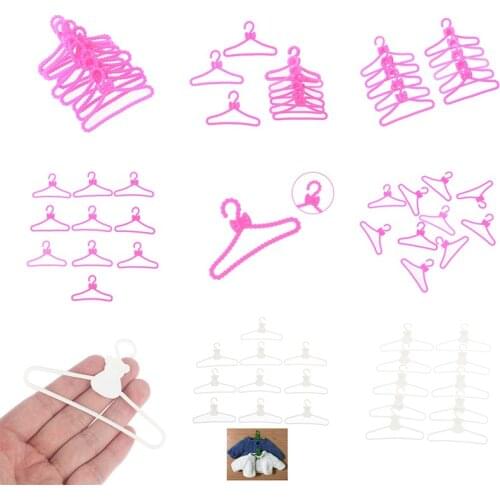 10Pcs/Lot Cute Mini Plastic Hangers Coat Dress Dolls Accessories for Doll Wardrobe Dress Clothes Dollhouse Toy