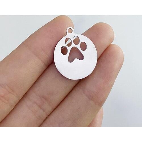 20pcs/Lot Real Stainless Steel Hollow Out Dogs Paw Round Charms For DIY Making Jewelry Necklace Wholesale 19*22mm