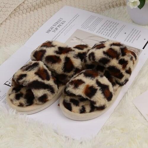 MLJUFEE Women Slippers Faux Fur Fluffy Winter Short Plush Leopard Color Open Toe Fuzzy Cozy Bedroom Home Furry Slippers