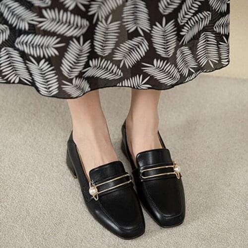 IKKB Leather Pumps