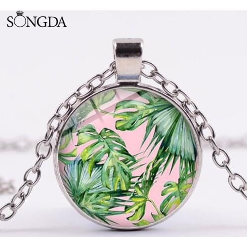 2019 New Ins Fashion Palm Leaves Necklace Sweet Pink & Green Tropical Jungle Print Glass Dome Pendant Necklace Girls Gift