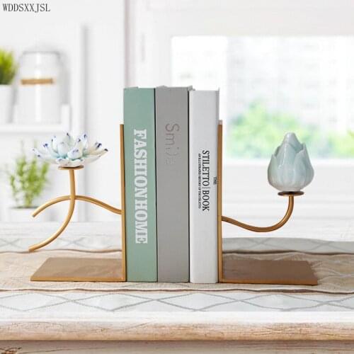 WDDSXXJSL Chinese retro creative lotus bookend ceramic iron art lotus shape home living room ceramic bookend ornaments desk
