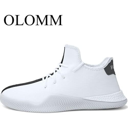 OLOMM mens shoes winter tide plus velvet warmth 2020 new casual shoes mens sports shoes lazy slip-on cotton shoes men DD-137