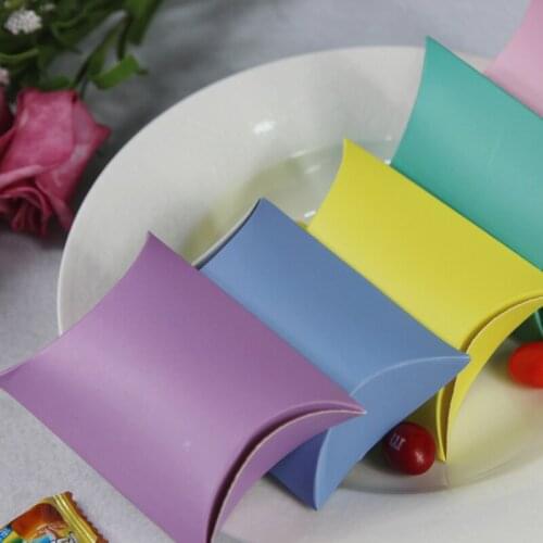 10 pieces Paper pillow candy box Candy - colored pillow candy carton European pillow carton gift bag gift boxes