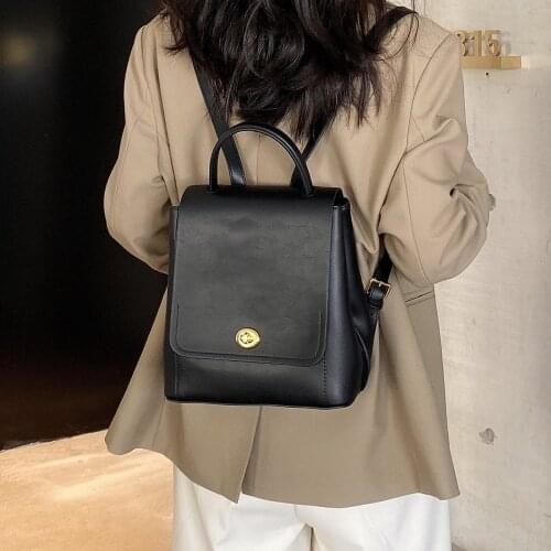 2021 New Leather Shoulder Bag Womens Schoolbag Girl Simple 100 Large-capacity Womens Soft Leather Backpack Tide