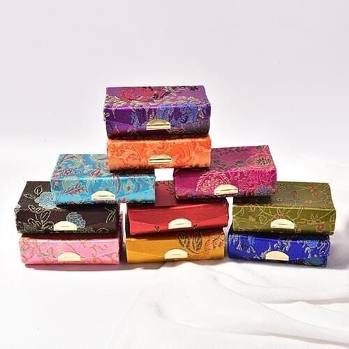1pcs Square Lipstick Case With Mirro Retro Embroidered Brocade Flower Design Lipstick Display Box Jewelry Holder Color Randomly