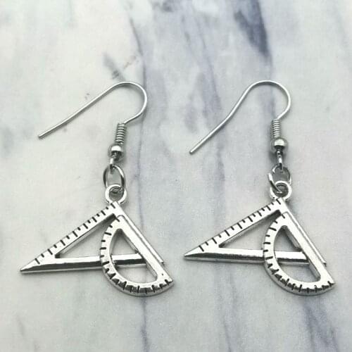 New Style Triangle Earrings Ladies Punk Long Earrings Fashion Jewelry Gifts Souvenirs