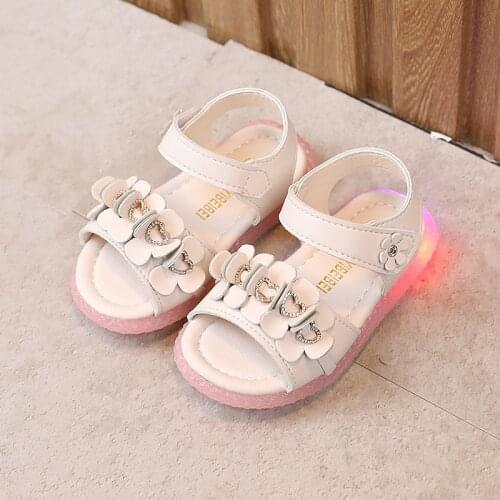 2021 Infant Size 21-30 Children Glowing Sandals Kids Light Up Shoes Fashion Beach Non-slip Luminous Girls Boy Baby Toddler Shoes