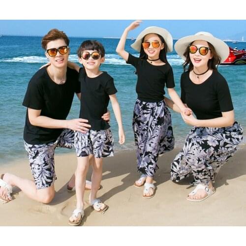 Summer Family Set Casual Mother/Father/Kid T-shirt+Shorts Holiday Beach /Seaside Matching Clothing Couple Matching Clothes