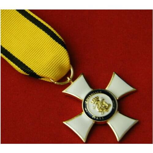 WW1 GERMAN Military Merit Order Wurttemberg with ribbon MEDAL BADGE