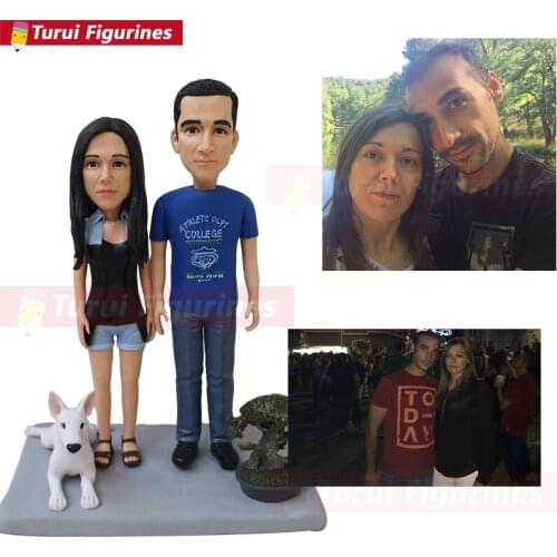 Couple figurine with two dogs animal figurines sculpture Hand-carved human face art works miniature custom bobble head