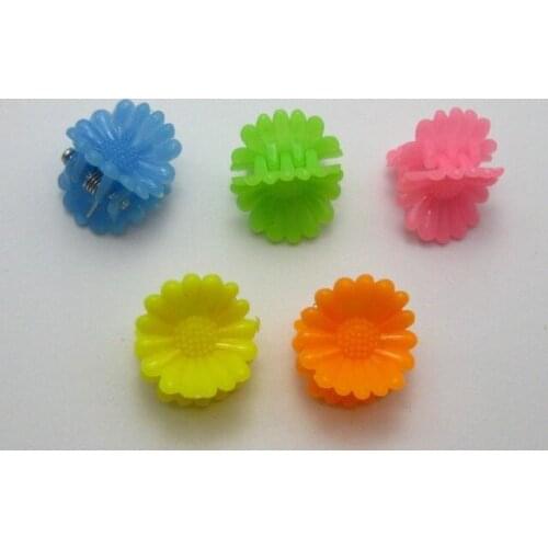 100 Mixed Color Sunflower Plastic Kids Mini Hair Claw Clip Clamp DIY 12X12mm