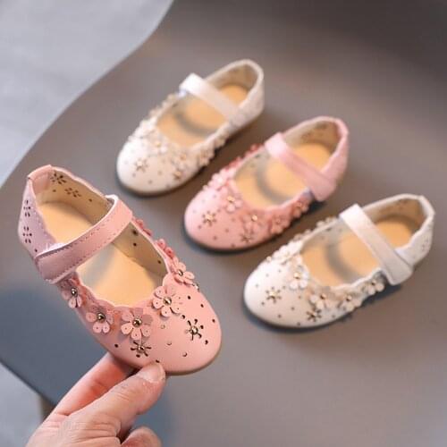 Girls Leather Shoes 2021 Summer New Korean Girl flats Shoes Hollow Baby Shoe Casual Princess Sweet for Party Chic Hot Fashion