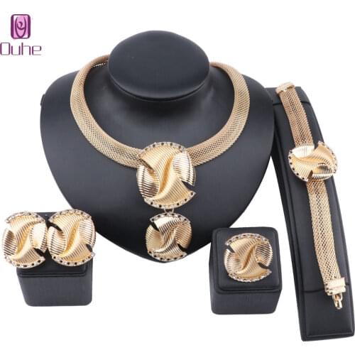 Wholesale Luxury Nigerian Women Wedding Jewelry Sets Big Chunky Necklace Earrings Bracelet Ring Bridal Dubai Gold Jewelry Set