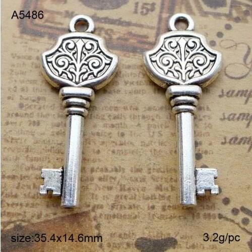 25pcs Vintage Silver Zinc Alloy Retro Key Charms Pendant Charms 35.4x14.6mm