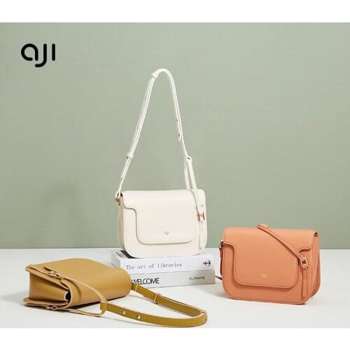 AJI Women's Shoulder Bags
