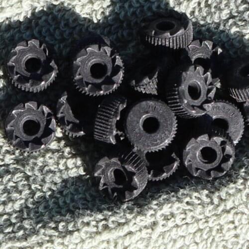 Outer Dia 9mm Inner Hole Dia 2.5mm Thickness 4mm 9 Claw Flint Steel Wheel For Retro Automatic Kerosene Lighter Repair Inner Part