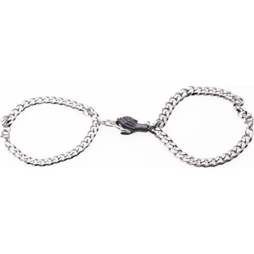 2Pcs/Set Hold Hands Magnetic Couple bracelet Lovers Hand in Hand Stainless Steel Cuba Chain Bracelet Mens and Womens Jewelry