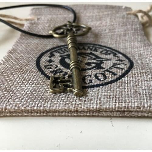 Gringotts Bank Key Wizarding Bank Key Pendant Necklace And Logo Sack 2Pcs Set Halloween Cosplay Accessories Collectible