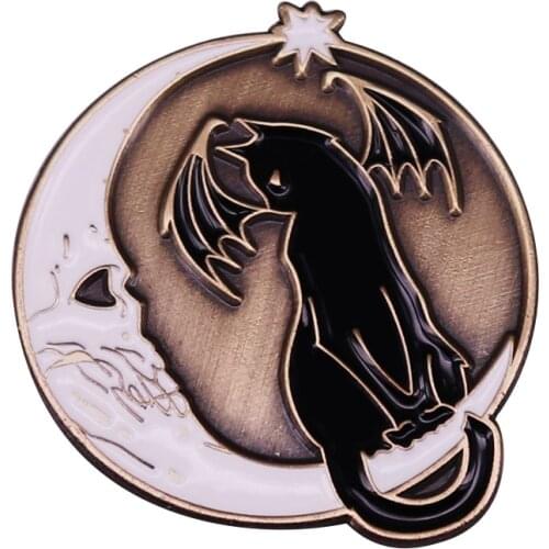 Comic Moon Cat Bat Skeleton Skull Brooch Halloween Party Lapel Pins Accessory Fashion Enamel Brooches Gift for Friends New