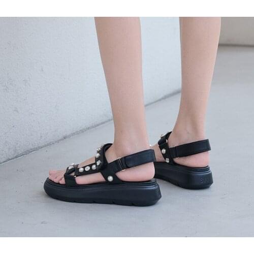 2020 summer leather womens shoes sponge cake with round head rivets Velcro sandals sports style casual platform shoes Z752