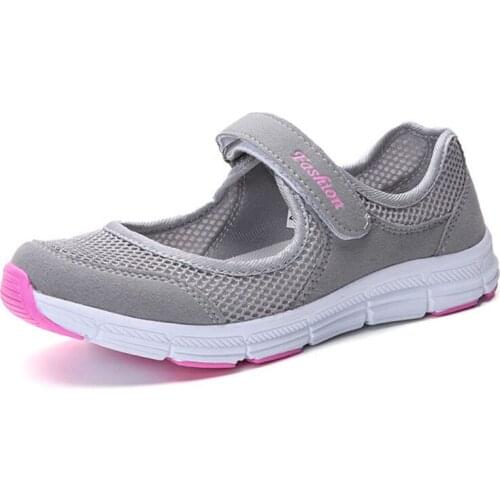 2019 Spring And Summer New Casual Large Size Mother Shoes Old Breathable Soft Bottom Flat Shoes Ladies Step Comfort Single Shoes
