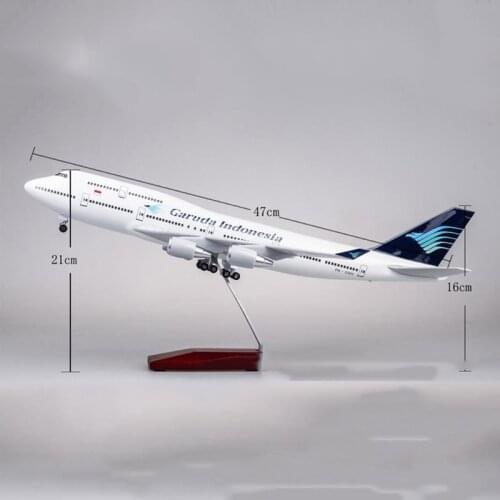 47CM 1/150 Scale luxury Airplane Model Boeing B747 Garuda Indonesia Aircraft Toy with Light and Wheels Resin Plastic Alloy Plane