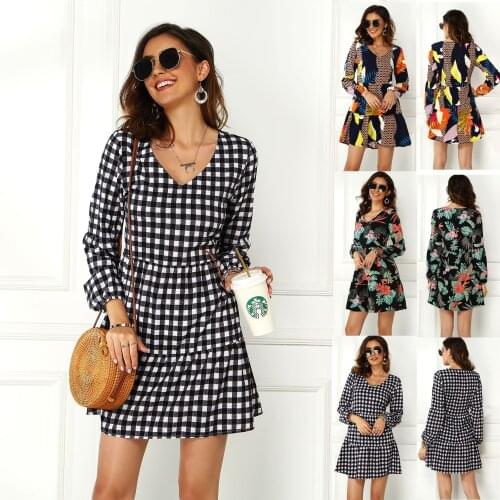 2020 Spring And Summer Womens V-neck Printed Mid-length Dress