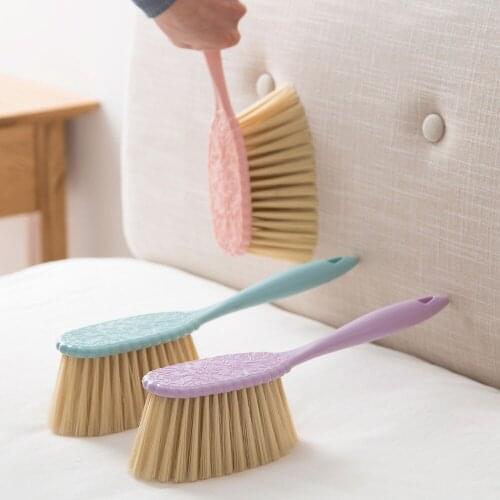 Soft Hand Cleaning Brush Clothes Hair Dust Cleaner Brushes Sofa Bed Sheet Sweep Broom Household Cleaning Tools Random Color