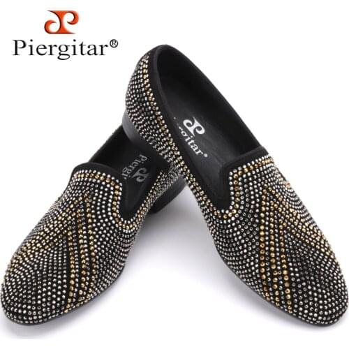 Piergitar New Handmade mixed color rhinestone men suede loafers Luxury brands same style party and wedding men shoes mens flats