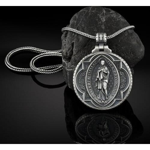 Christian Virgin Mary Catholic Religious Style Mens and Womens Sweater Chain Necklace New Hot Selling Pendant Necklace