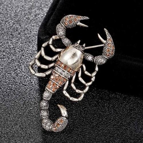 2018 New arrival Mens Insect brooches jewelry Kids gifts Brand rhinestone Scorpions pin broches womens vintage pin broach vaz