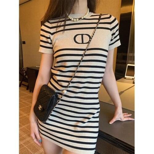 Knitted short sleeve straight striped round neck dress temperament socialite skirt 2021 new summer dress