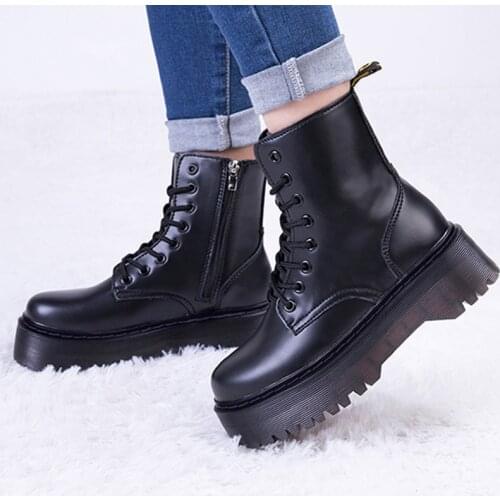 Fashion Leather Ankle Boots Women Winter Shoes Warm Fur Thick-soled Martin Boots Autumn Side Zipper Punk Black Platform Boots