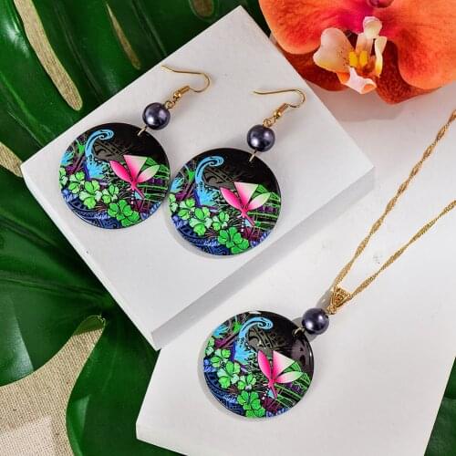 Hawaiian Fashion Polynesian Trendy Jewelry Set Marshall Round Flower Acrylic Earring Necklace Set Beach Wholesale for Women Gift