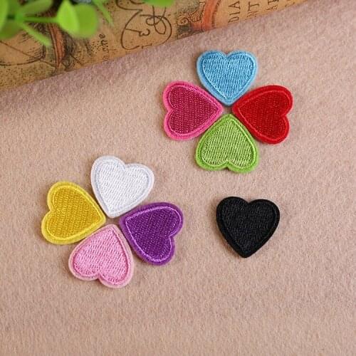 High quality small size heart shape embroidery chapter cloth stick DIY clothes decoration lovely embroidery patches