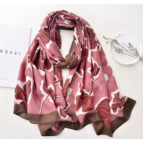 2020 Fashion Cotton Leaf Print Scarf Shawls Long Women Leaves Beach Hijab Wrap 2 Color Free Shipping