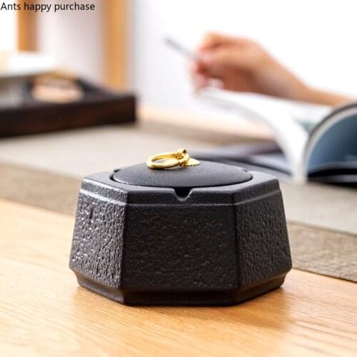 Creative Black Stoneware Ashtray with Lid Household Large-capacity Windproof Car Ashtray Birthday Gift Living Room Decoration